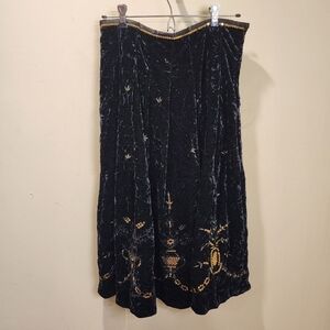 ROBERT LOUIS Velour Black and Golden Sequins Flare Silk Skirt size 8